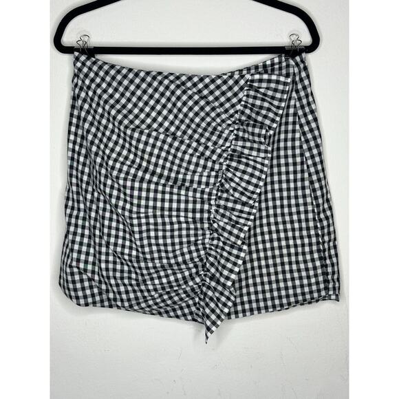 LOVERS + Friends Sassy Lisa Gingham Black White Check Ruffle Mini Skirt Large - Picture 2 of 11